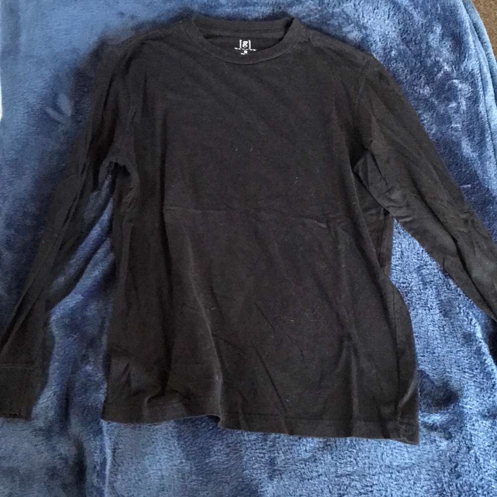 Black long sleeve tshirt